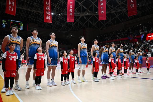 终于