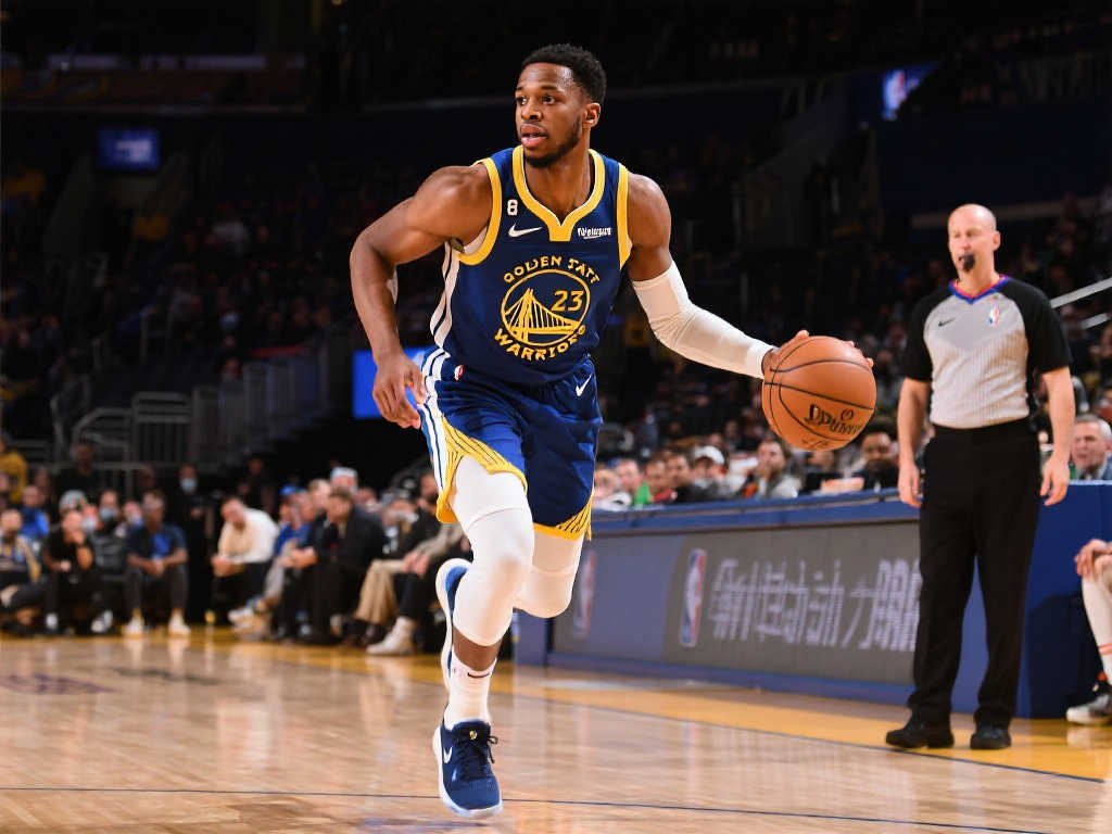 轻松击败了 轻松击败了